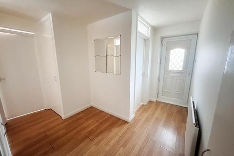 2 bedroom apartment for sale, Bray Close, Battle Hill, Wallsend