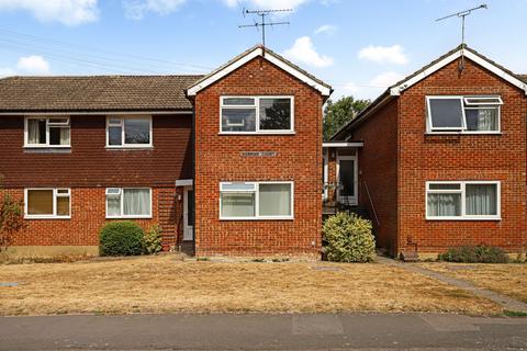 undefined, Alfred Road, Farnham, GU9