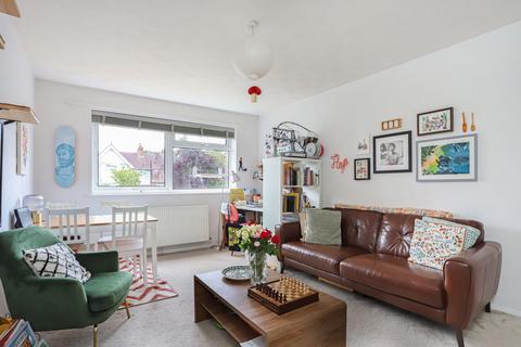 undefined, Alfred Road, Farnham, GU9