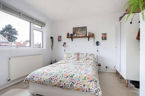 undefined, Alfred Road, Farnham, GU9