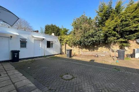 Retail property (high street) for sale, 44-46 Hendon Ln London N3 1SF