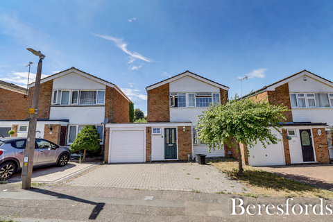Hamilton Crescent, Warley, CM14