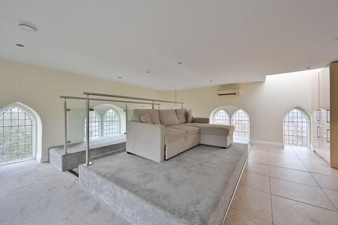 undefined, Royal Connaught WD23, Bushey, WD23