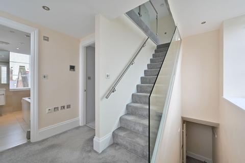 undefined, Royal Connaught WD23, Bushey, WD23