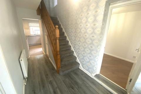 3 bedroom semi-detached house for sale, 27 Borrowdale Close, Royton OL2 6TN