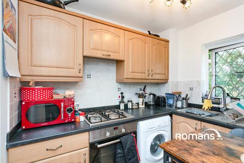 1 bedroom maisonette for sale, Tesimond Drive, Yateley, Hampshire