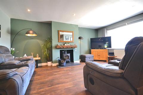 3 bedroom bungalow for sale, York Close, Charminster, Dorchester