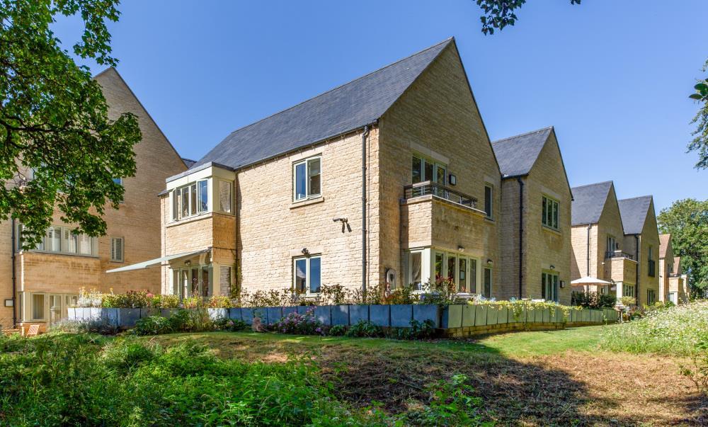 Detached house exterior