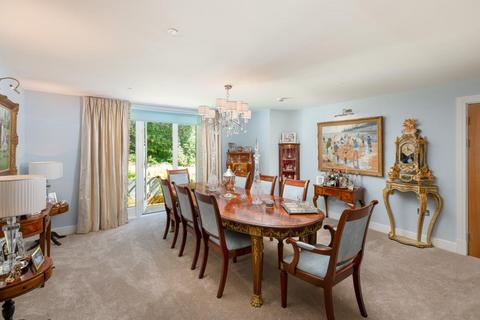 undefined, Siddington Park, Cirencester, Gloucestershire GL7