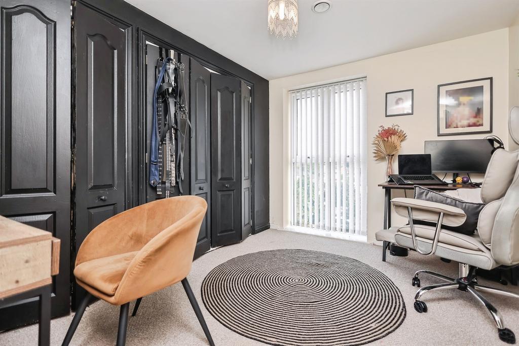 Apartment in Birmingham, West Midlands - View 2