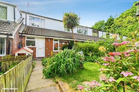 3 bedroom terraced house for sale, Kent Walk, Heywood, OL10