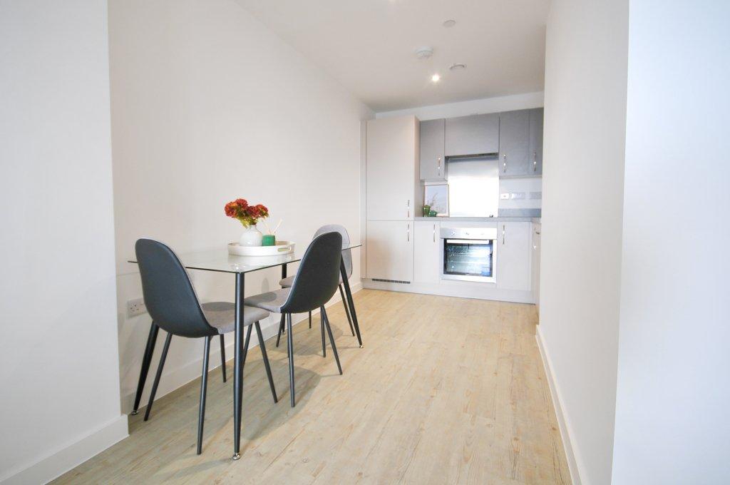 Apartment in Salford, Greater Manchester - View 5