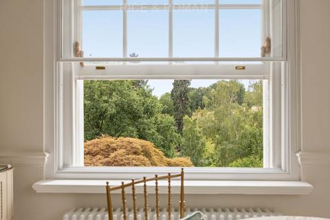 2 bedroom retirement property for sale, Carriage Drive, Ascot SL5