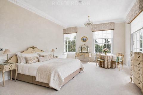 2 bedroom retirement property for sale, Carriage Drive, Ascot SL5