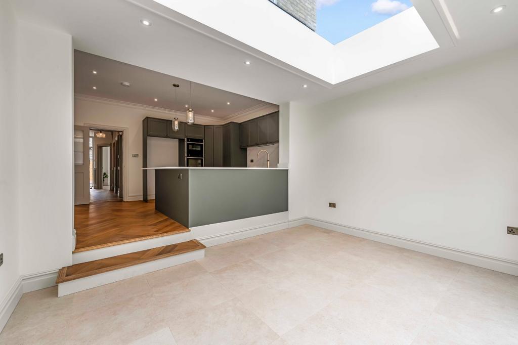 Kitchen/Dining