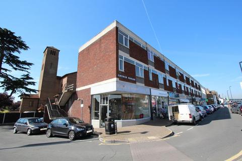 2 bedroom maisonette to rent, Church Road, Ashford TW15