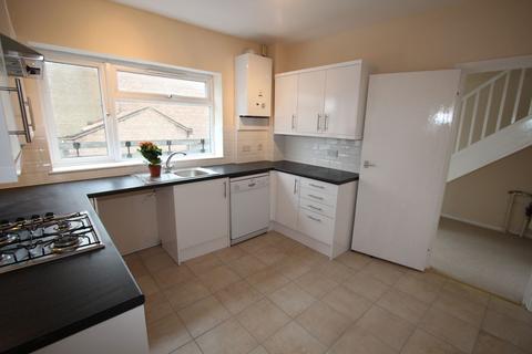 2 bedroom maisonette to rent, Church Road, Ashford TW15