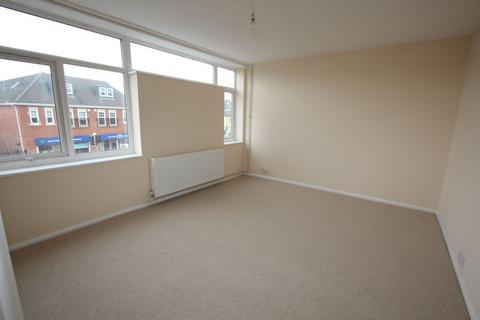 2 bedroom maisonette to rent, Church Road, Ashford TW15