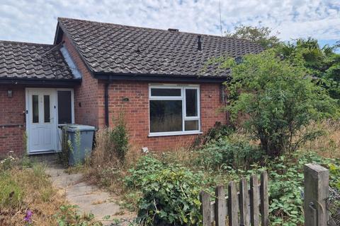 2 bedroom semi-detached bungalow for sale, Horsham St. Faith, Norwich NR10