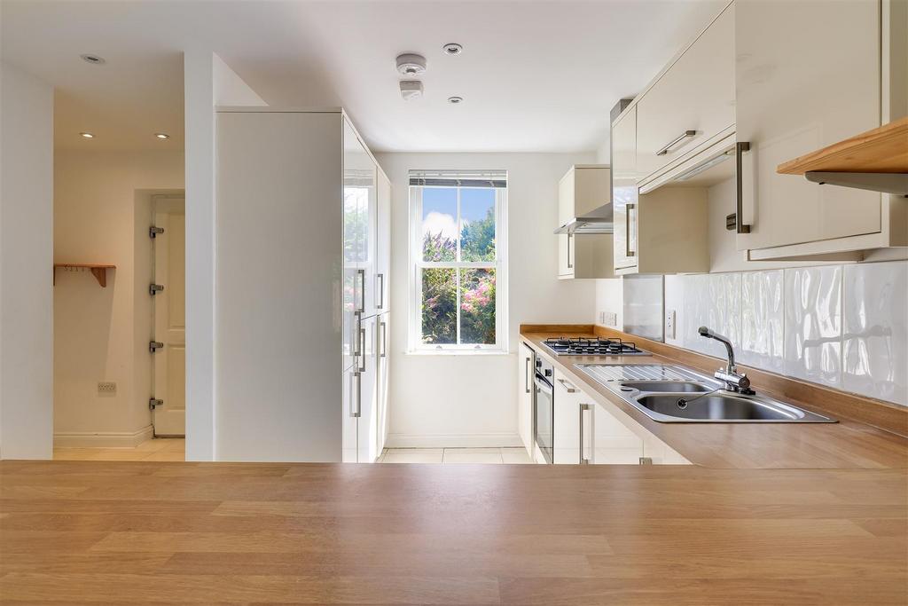 Histon Road, Cambridge CB4 - View 5