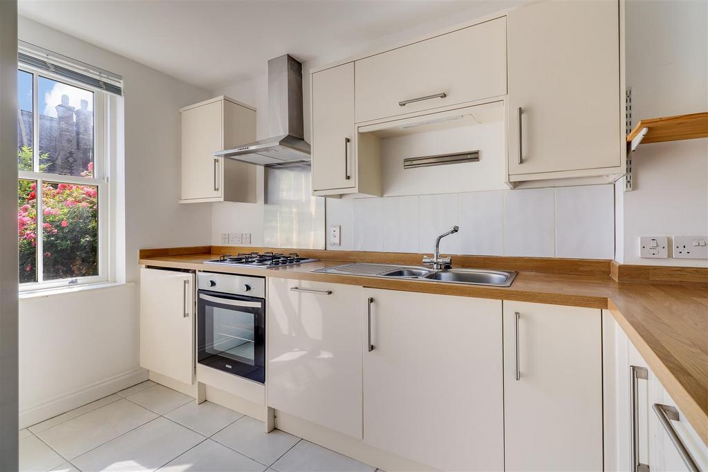 Histon Road, Cambridge CB4 - View 6