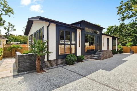 2 bedroom bungalow for sale, Hermitage Park, Bracknell RG42