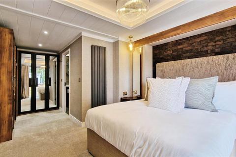 2 bedroom bungalow for sale, Hermitage Park, Bracknell RG42