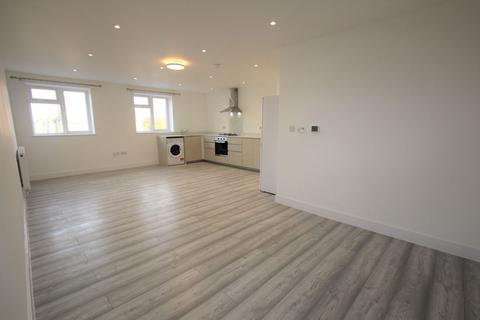 2 bedroom flat to rent, Church Road, Ashford TW15