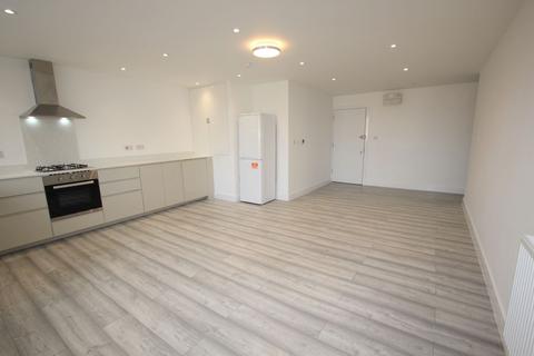 2 bedroom flat to rent, Church Road, Ashford TW15