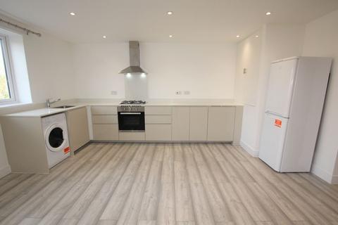 2 bedroom flat to rent, Church Road, Ashford TW15