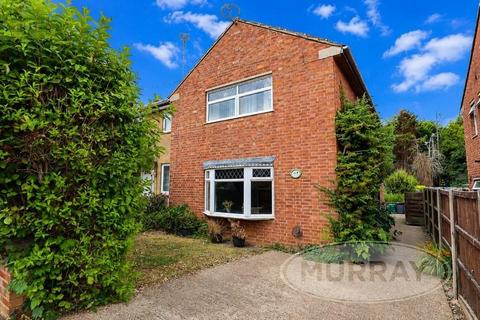 3 bedroom end of terrace house for sale, Willow Crescent, Oakham LE15