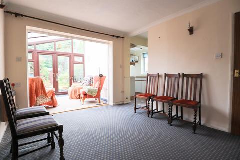 3 bedroom end of terrace house for sale, Willow Crescent, Oakham LE15