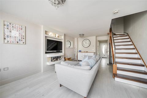 2 bedroom house for sale, Hatts Close, Hook RG27