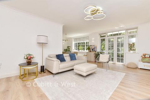 2 bedroom apartment for sale, Lynton Lodge, Sutton SM2