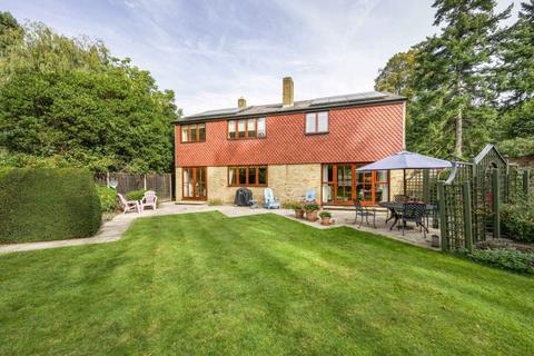 4 bedroom detached house for sale, Ham Farm Road, Richmond, TW10