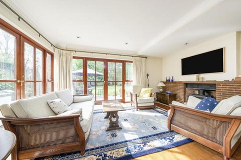 4 bedroom detached house for sale, Ham Farm Road, Richmond, TW10