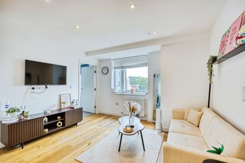 1 bedroom flat for sale, Warren Road, Cheadle Hulme, Cheshire, SK8