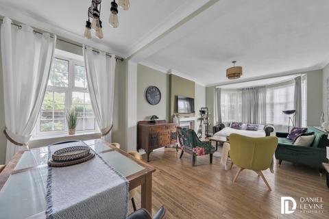 The Burroughs, Hendon, NW4