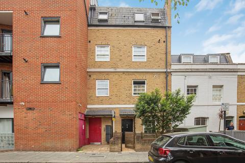 Crescent Lane, Clapham, London, SW4