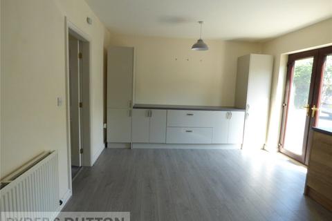 3 bedroom terraced house to rent, Burnley Road East, Rossendale, Lancashire, BB4