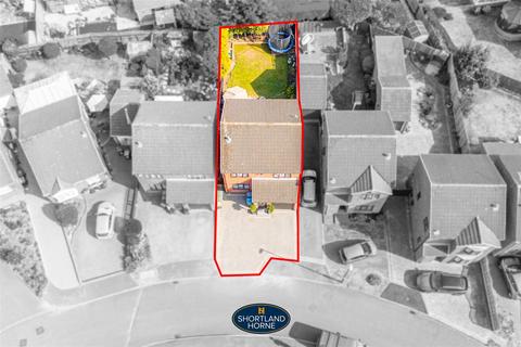 4 bedroom detached house for sale, Solent Drive, Coventry CV2