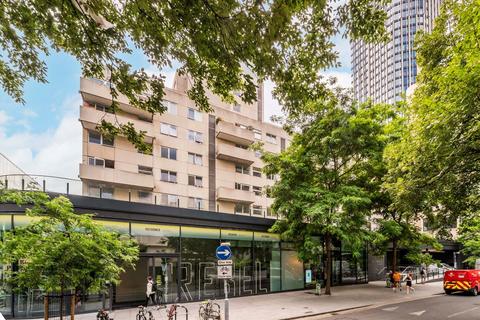 undefined, Upper Ground, London SE1