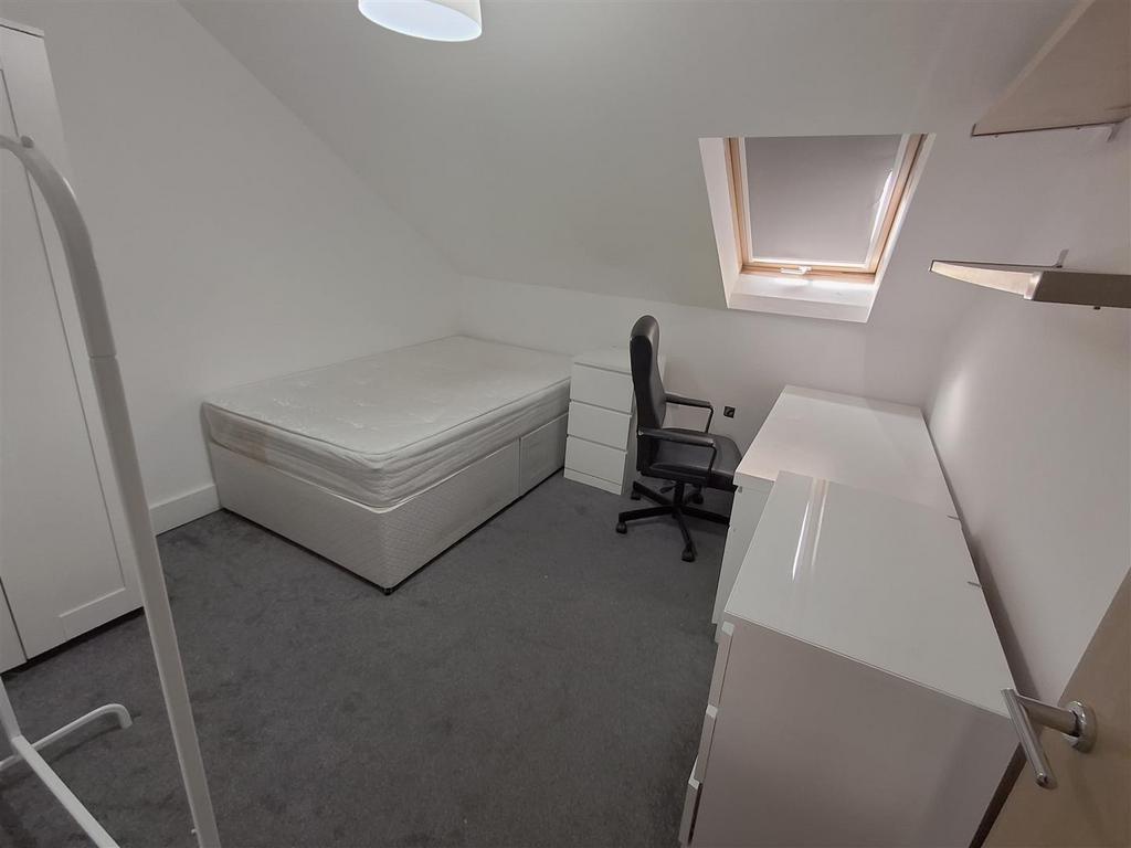 House in Cardiff, Maindy, Cathays - View 5