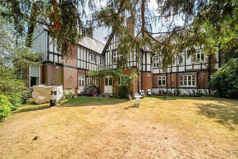 2 bedroom flat for sale, Bickley Park Road, Bromley