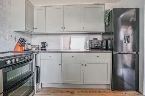2 bedroom semi-detached house for sale, Johnson Court, Hemel Hempstead, HP3