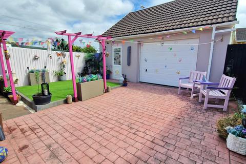 3 bedroom semi-detached house for sale, MAES YR HAF, NORTH CORNELLY, CF33 4EN