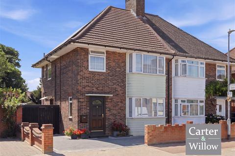 3 bedroom semi-detached house for sale, Rusper Road, Dagenham, Essex