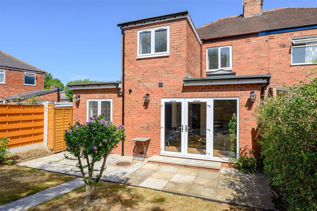 House in York - View 3
