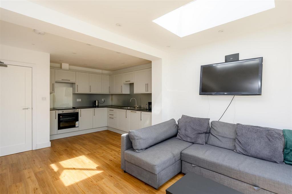 House in York - View 5