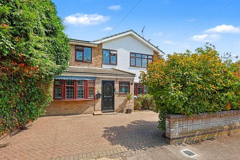4 bedroom detached house for sale, Jubilee Road, Rayleigh SS6